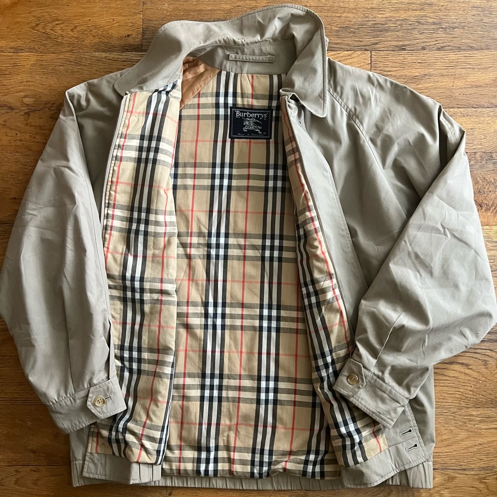 Authentic Men’s Burberry Zip Up Jacket/ Lightweight Coat size 48 (XXL)